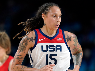 Us russia griner brittney griner 15 runs up court women basketball gold medal game japan at 2020 su 640x480