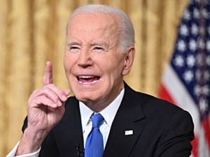 Biden issues pardons 640x480.