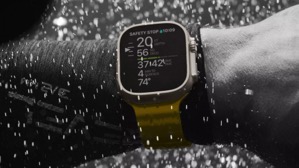 Apple Watch Ultra lifestyle endurance 220907 1108200464.