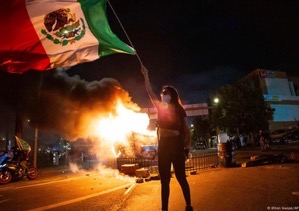 LA protests Arrests made as clashes continue into 3rd night 750x529 2899062660.